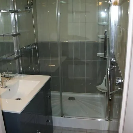 52, Heliopolis E Au Village Naturiste * Agde