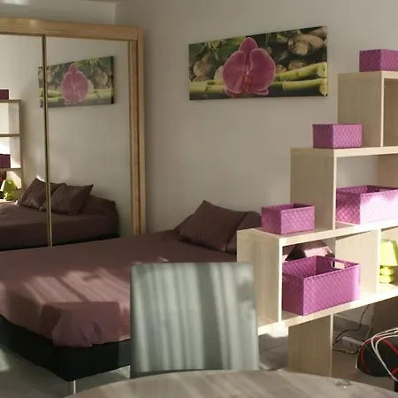 52, Heliopolis E Au Village Naturiste Agde