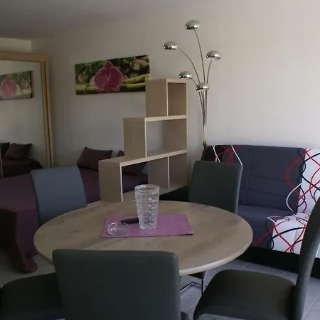 Lägenhet 52, Heliopolis E Au Village Naturiste *