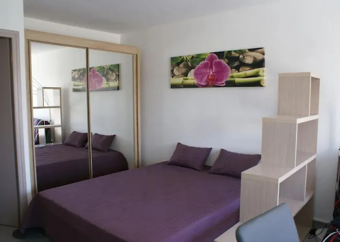 Appartamento 52, Héliopolis E Au Village Naturiste *